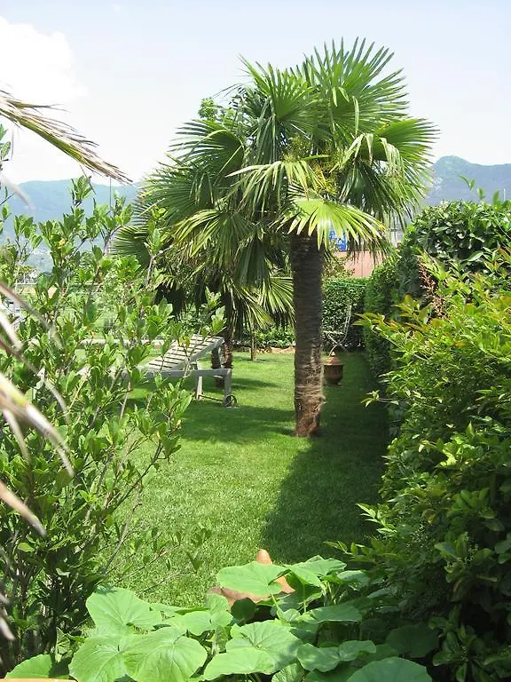 Bed And Breakfast Zia Calci 0*,  Italy