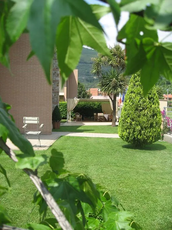 Bed & Breakfast Bed And Breakfast Zia Calci Italy