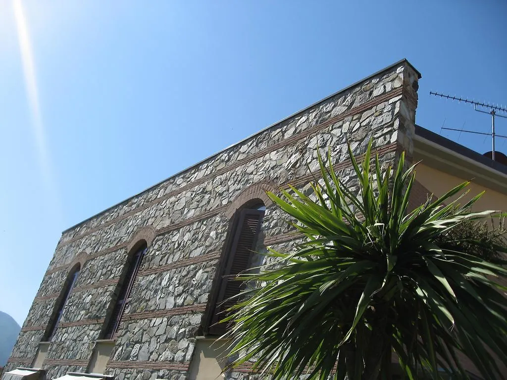 Bed And Breakfast Zia Calci Italy