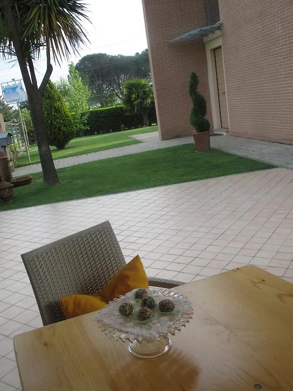Bed And Breakfast Zia Calci 0*,
